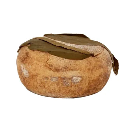 Pecorino Sheep Cheese in Walnut Leaves – 400gr