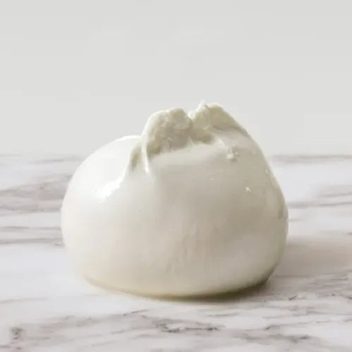 Burrata Cheese 100 gr [no head] – 40 pcs x cs – 4 kg Box